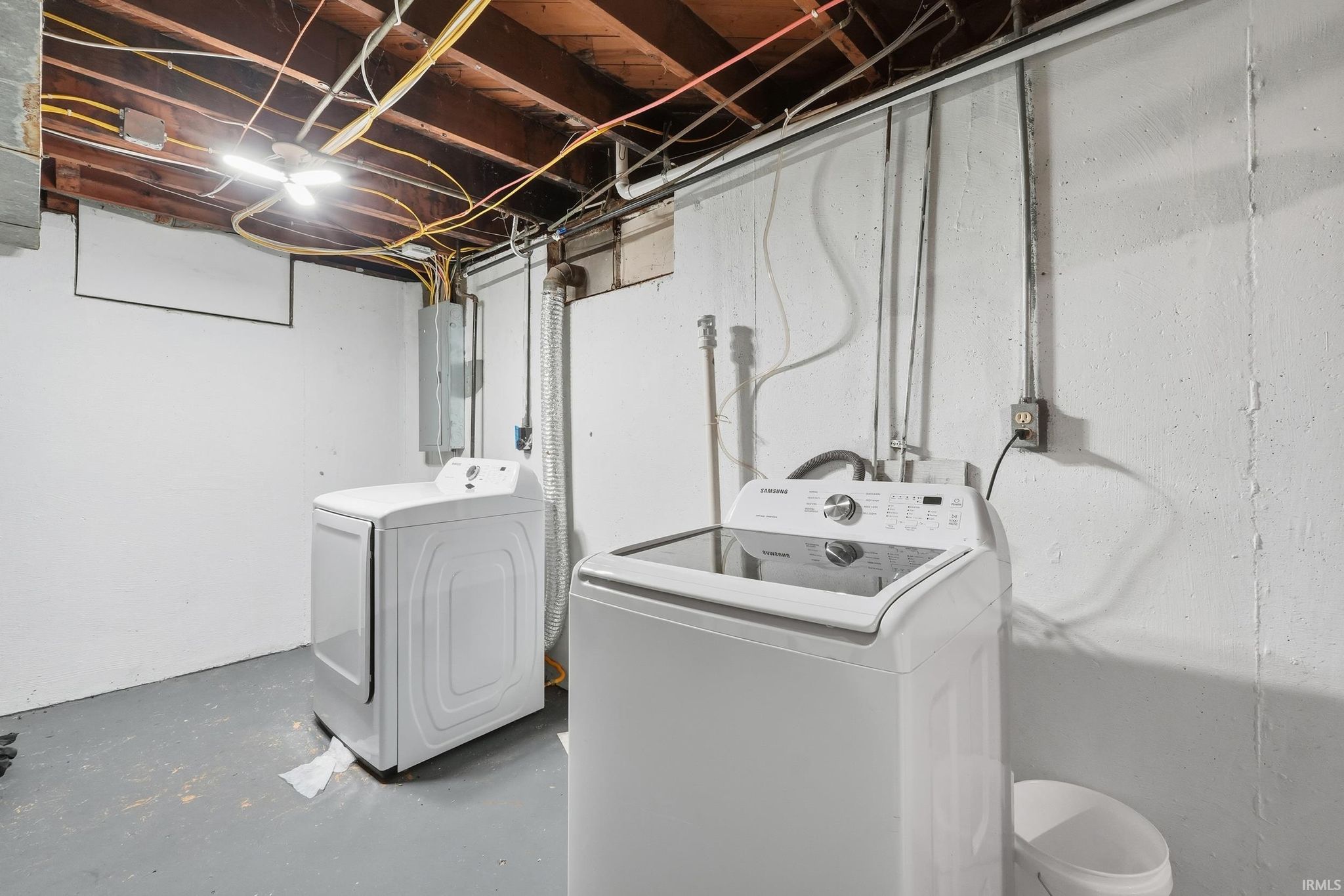 Image of 2727 Winch Street