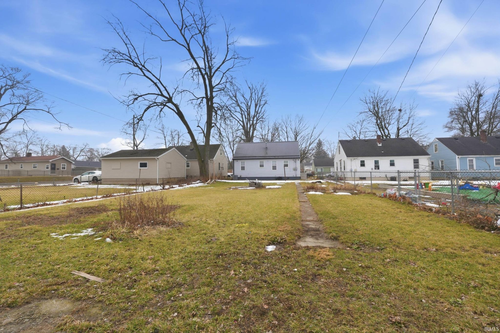 Image of 2727 Winch Street